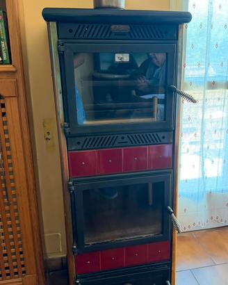 Stufa a legno ARCO con forno con tubi