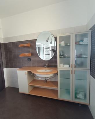MOBILE BAGNO