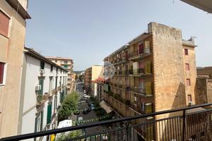 MONOLOCALE A CASERTA