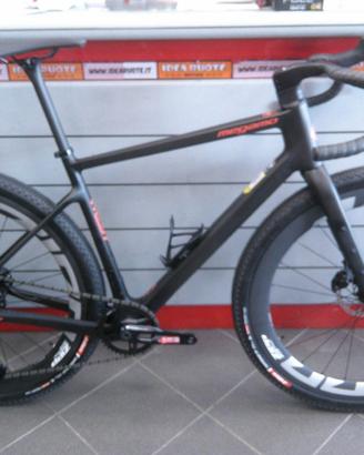 MEGAMO GRAVEL WEST CARBON 2027 SRAM AXS ZIPP NEW