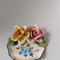 Piattino decorativo in porcellana stileCapodimonte