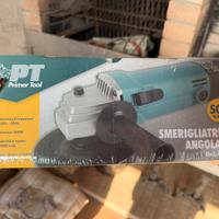 Smerigliatrice angolare