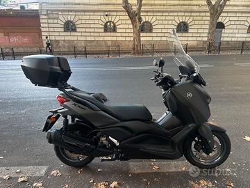 XMAX 300 COME NUOVO