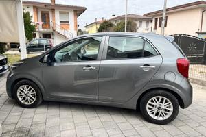 Kia piccanto gpl neo patentati