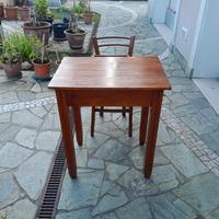 tavolino antico più sedia antica