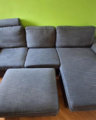 Divano 3 posti con caise longue e pouf