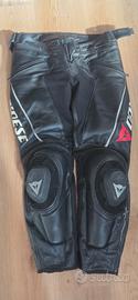 Pantaloni in pelle Dainese taglia 50 – divisibili