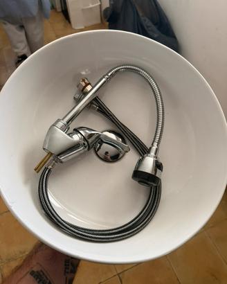 Lavabo da appoggio piu miscelatore