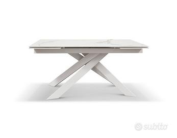 Nuovo tavolo allungabile in ceramica di design