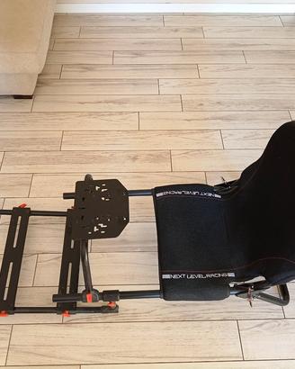 Postazione per volante da videogiochi