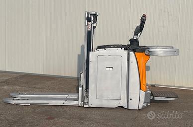 TRANSPALLET STOCCATORE