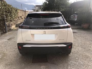 Peugeot 2008 Gt Line Eat8
