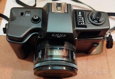 Macchina fotografica d'epoca 