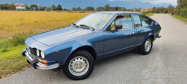 Alfa Romeo GT 1600 BLU PERVINCA (UNIPROPRIETARIO)