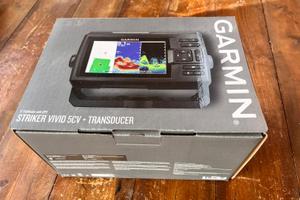 Garmin STRIKER Vivid 5cv+GPS —NUOVO mai montato