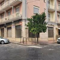 Locale commerciale con deposito a Riposto