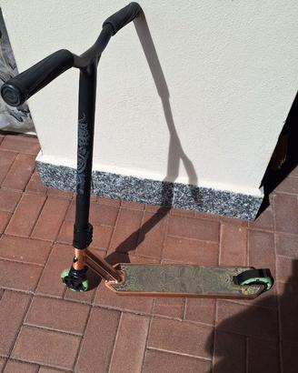 Monopattino freestyle e skate