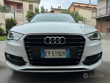 AUDI A3 SPORTBACK S-LINE 