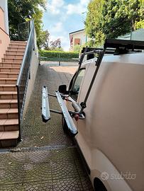 Portabiciclette per portapacchi auto