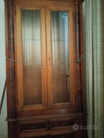 vetrina per fucili in legno 