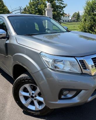 Nissan Navara 2.3 dCi 4WD King Cab Acenta
