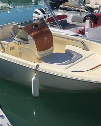 Invictus FX200 + Yamaha 150CV full Optional