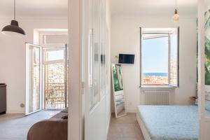 CasaBaltò con vista sul golfo di Sanremo in centro