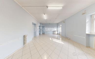 LOCALE AD USO UFFICIO DI 188 MQ