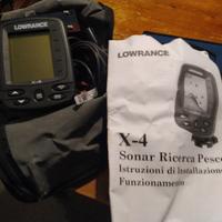 Sonar per pesca dalla barca per individuare pesci.