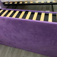 Letto Giove viola con testata ad angolo