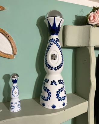 AZUL BOTTIGLIA