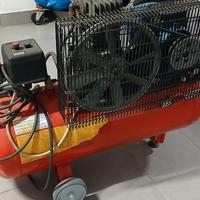 compressori 100 Lt e  50 lt
