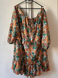 Abito corto a fiori