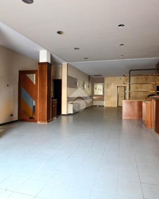 NEGOZIO A PALAZZOLO SULL'OGLIO