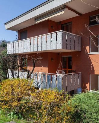 Appartamento di 170 m² con 5 locali e box auto a S