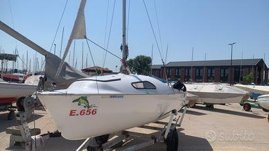 Barca a vela alpa 550