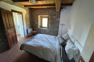 Ampia stanza luminosa singola, con bagno privato