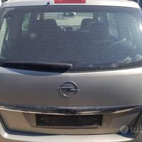 Baule / portellone posteriore opel zafira b