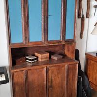 mobile rinascimentale in castagno