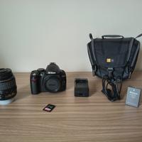 Nikon D3000 (Solo 10k scatti!) + 18-55mm + SD 32GB