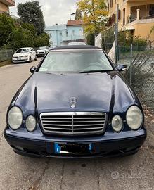 Mercedes Benz clk 230