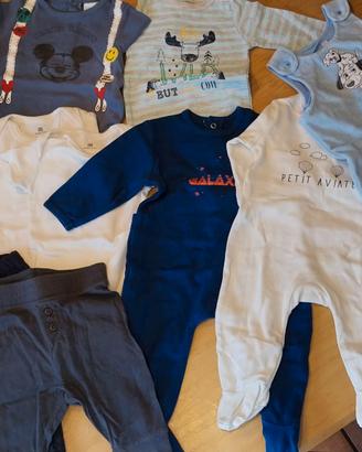 Lotto vestiti 6-9 mesi