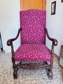 Poltrona e sedie antiche