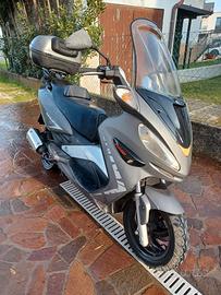 malaguti madison rs 250cc