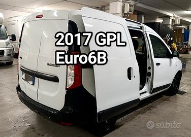 2017 GPL Euro6B Porta scorrevole Dacia Dokker VAN
