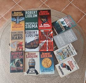 Lotto 13 libri di Robert Ludlum