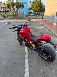 Ducati Monster 797
