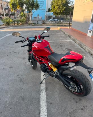 Ducati Monster 797