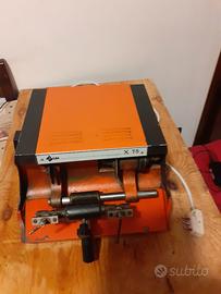 Antica Macchina Silca per Chiavi