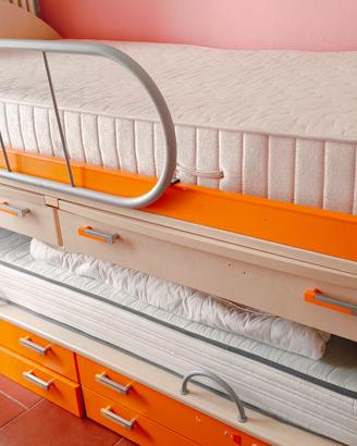 letto a scomparsa+materassi e piomoni